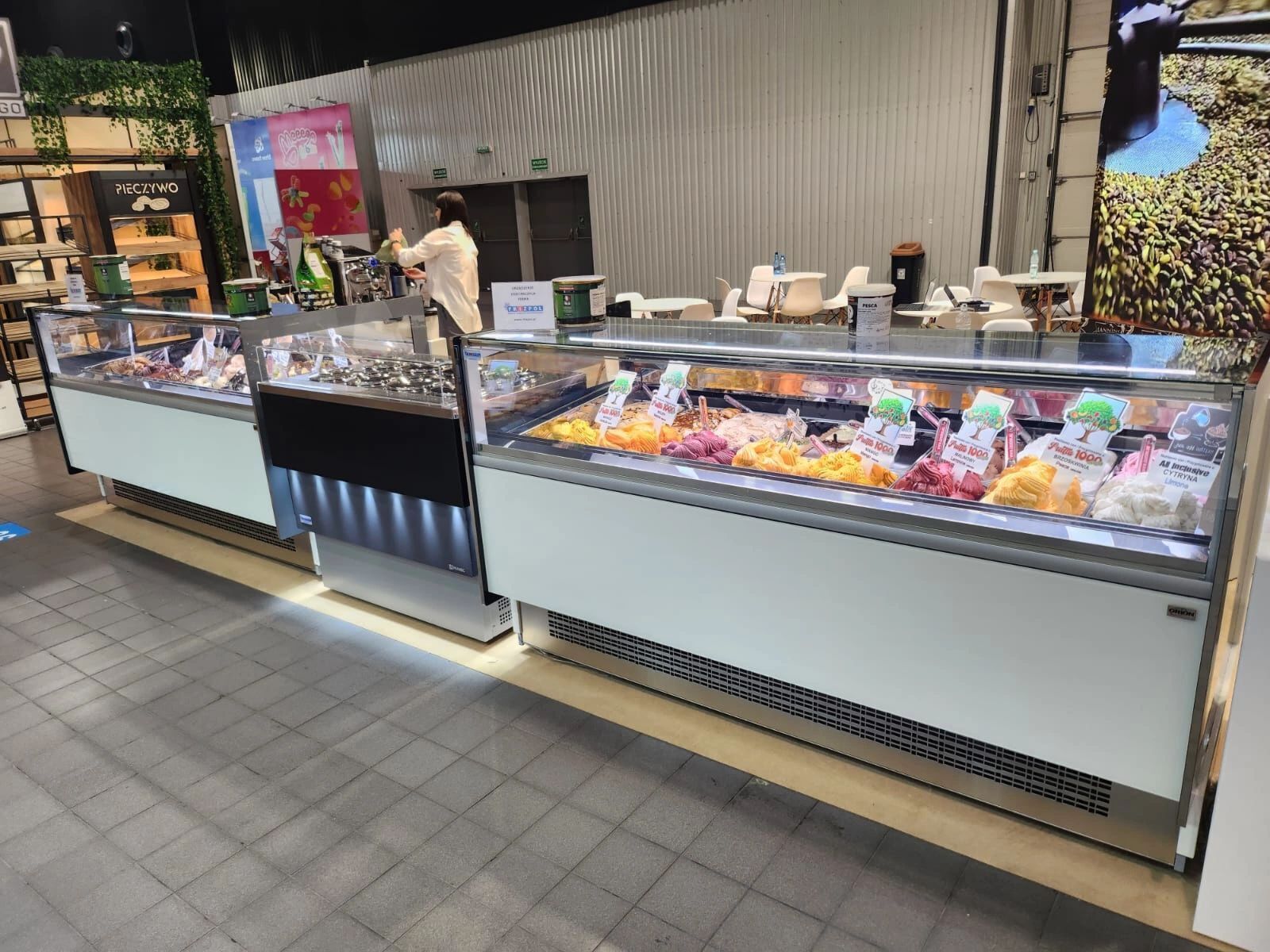 Altra fiera in giro per il mondo